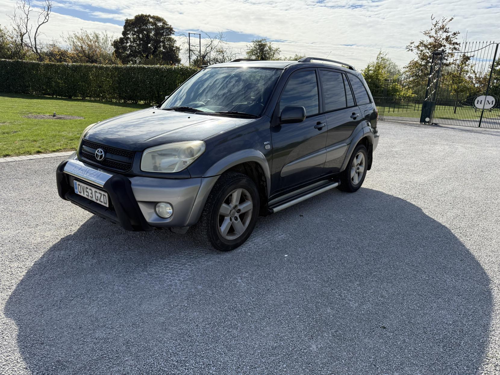 Toyota RAV4 2.0 VVT-i XT3 SUV 5dr Petrol Manual 4WD (211 g/km, 147 bhp)