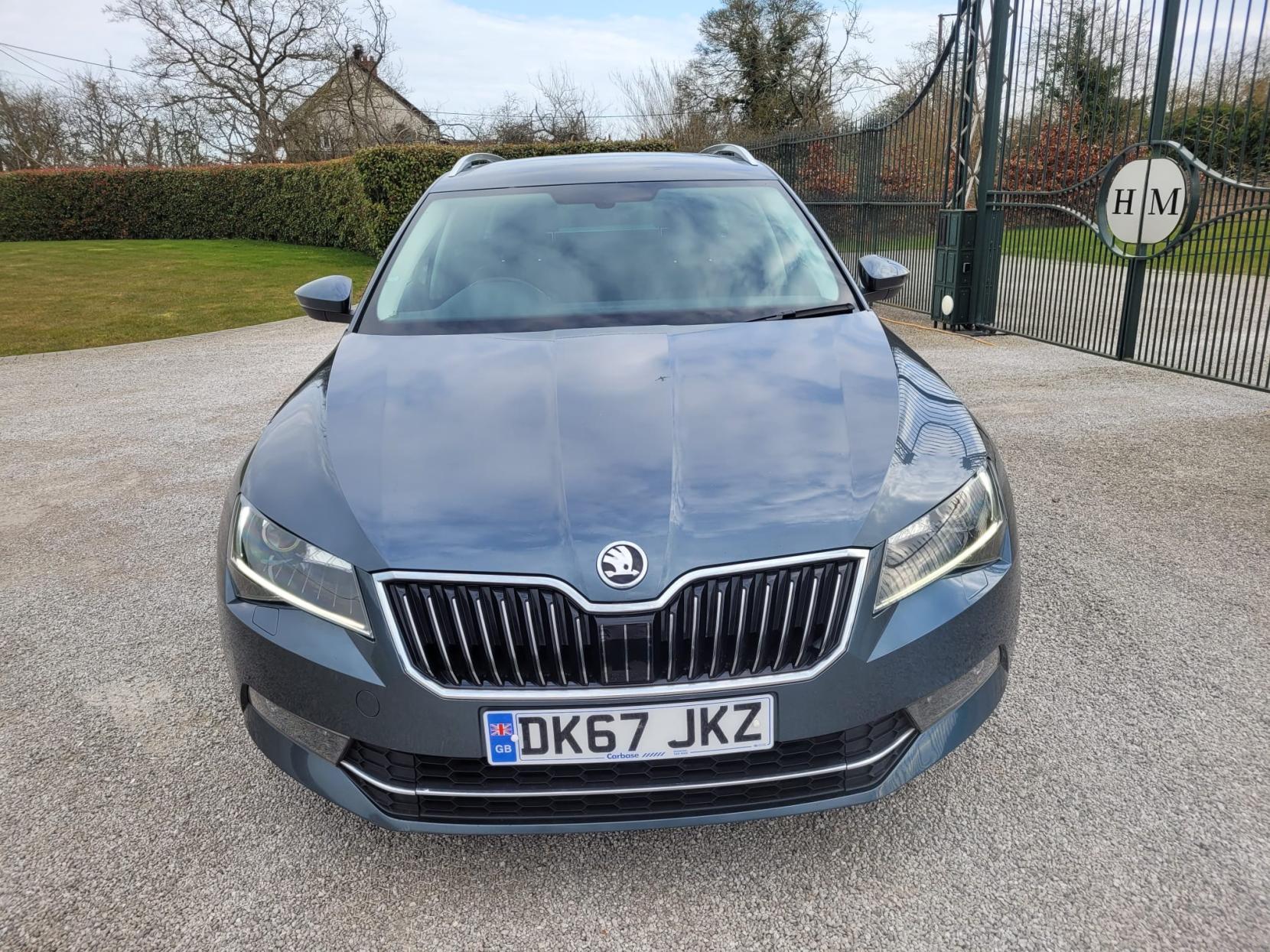 Skoda Superb 2.0 TDI SE L Executive Estate 5dr Diesel Manual Euro 6 (s/s) (150 ps)