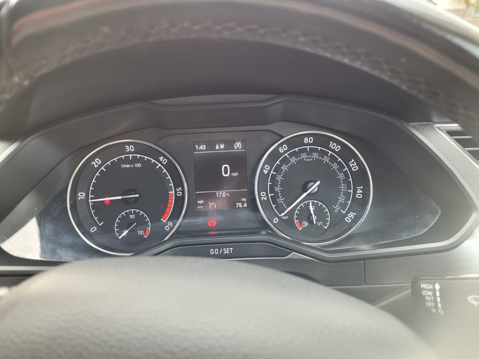 Skoda Superb 2.0 TDI SE L Executive Estate 5dr Diesel Manual Euro 6 (s/s) (150 ps)