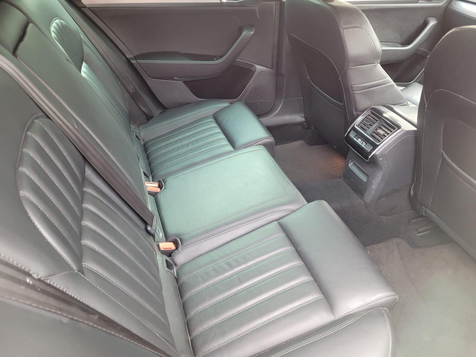 Skoda Superb 2.0 TDI SE L Executive Estate 5dr Diesel Manual Euro 6 (s/s) (150 ps)