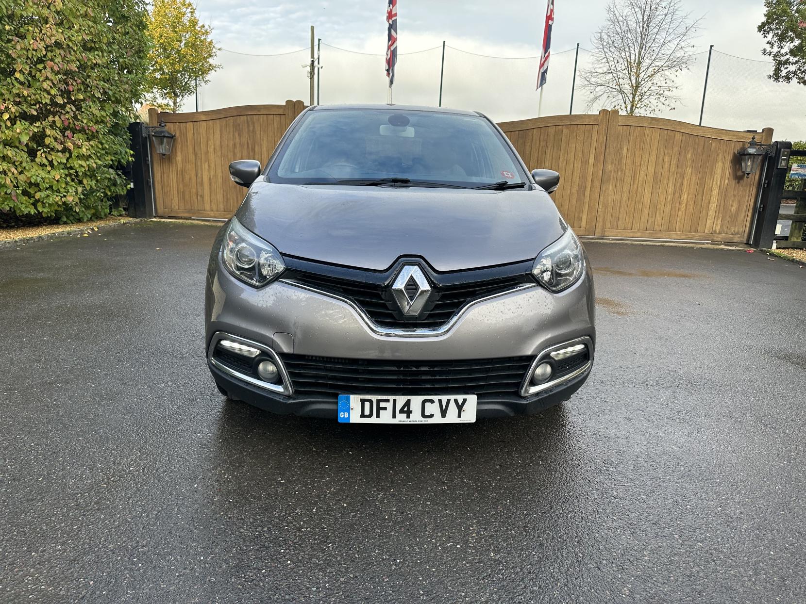 Renault Captur 1.5 dCi ENERGY Dynamique S MediaNav SUV 5dr Diesel Manual Euro 5 (s/s) (90 ps)