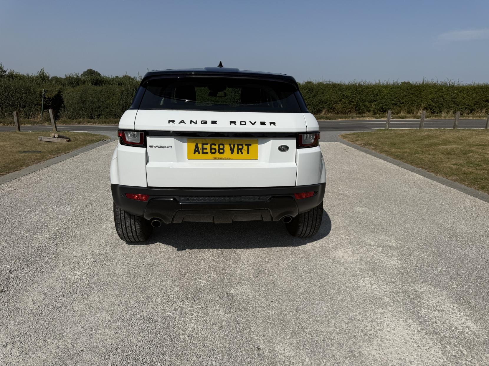 Land Rover Range Rover Evoque 2.0 TD4 SE Tech SUV 5dr Diesel Auto 4WD Euro 6 (s/s) (180 ps)