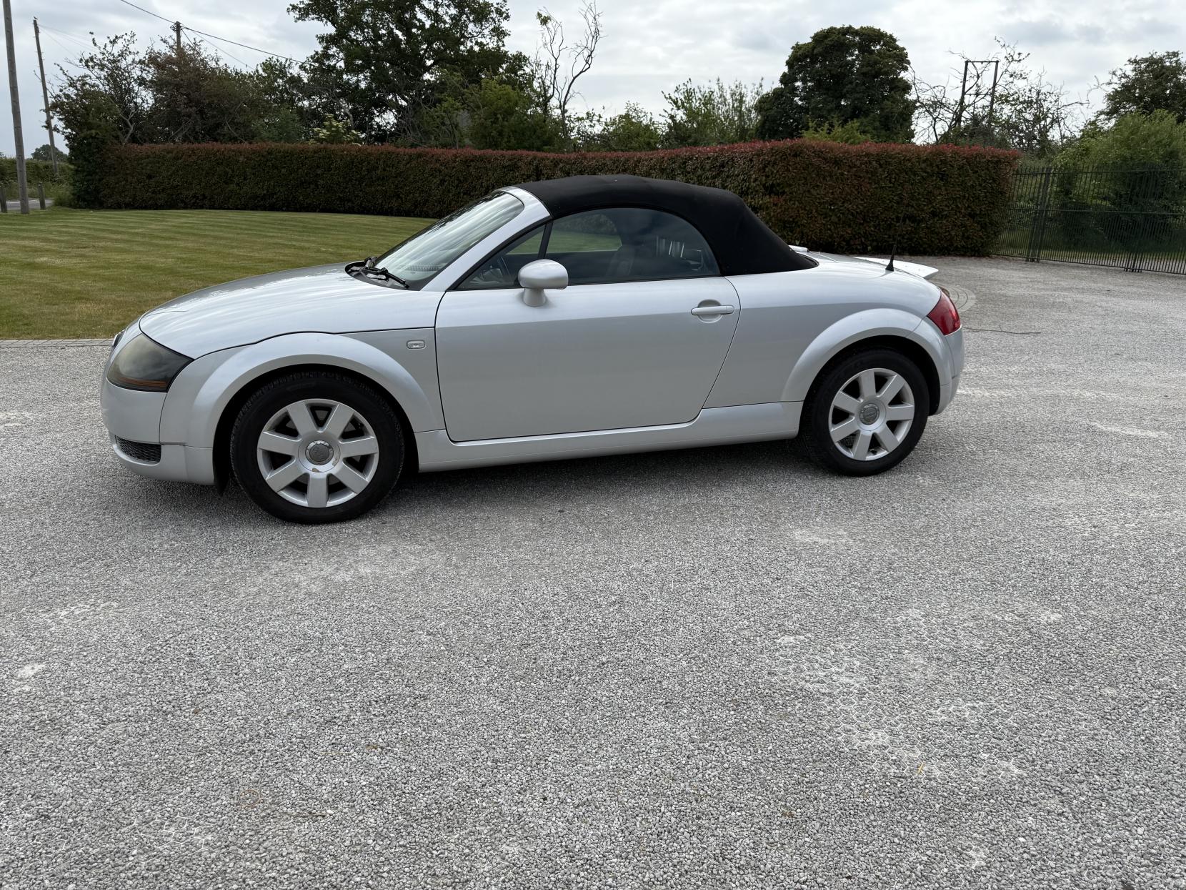 Audi TT 1.8T Roadster 2dr Petrol Manual (199 g/km, 150 bhp)