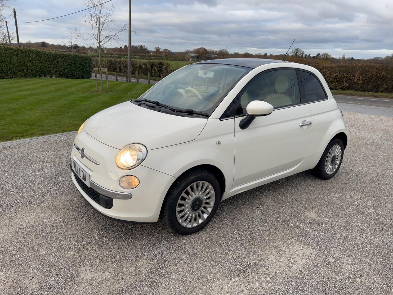 Fiat 500 1.2 Lounge Hatchback 3dr Petrol Manual Euro 5 (s/s) (69 bhp)