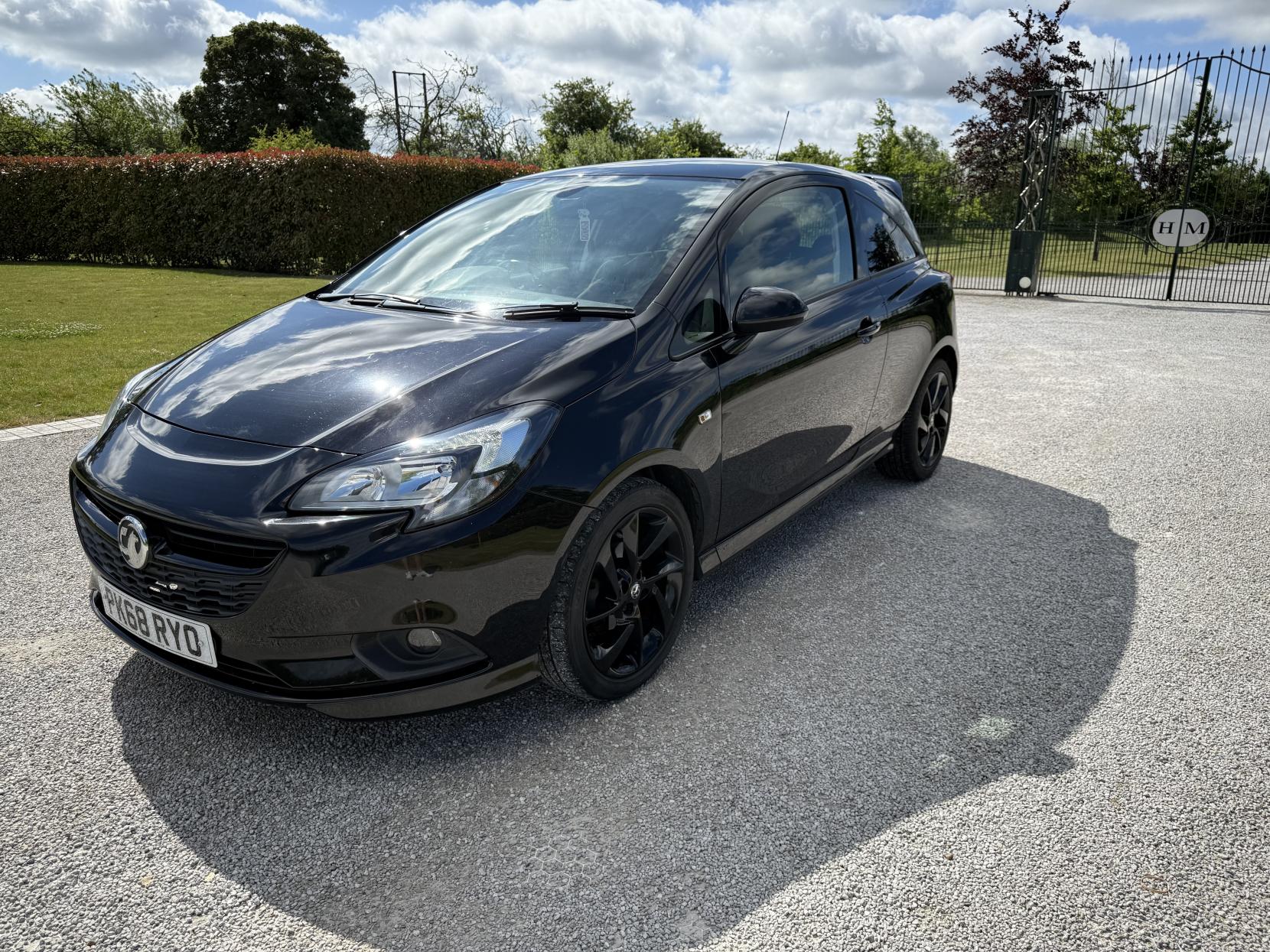 Vauxhall Corsa 1.4i ecoTEC SRi VX Line Nav Black Hatchback 3dr Petrol Manual Euro 6 (75 ps)