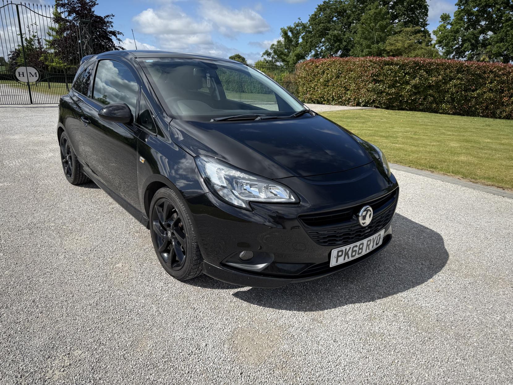Vauxhall Corsa 1.4i ecoTEC SRi VX Line Nav Black Hatchback 3dr Petrol Manual Euro 6 (75 ps)