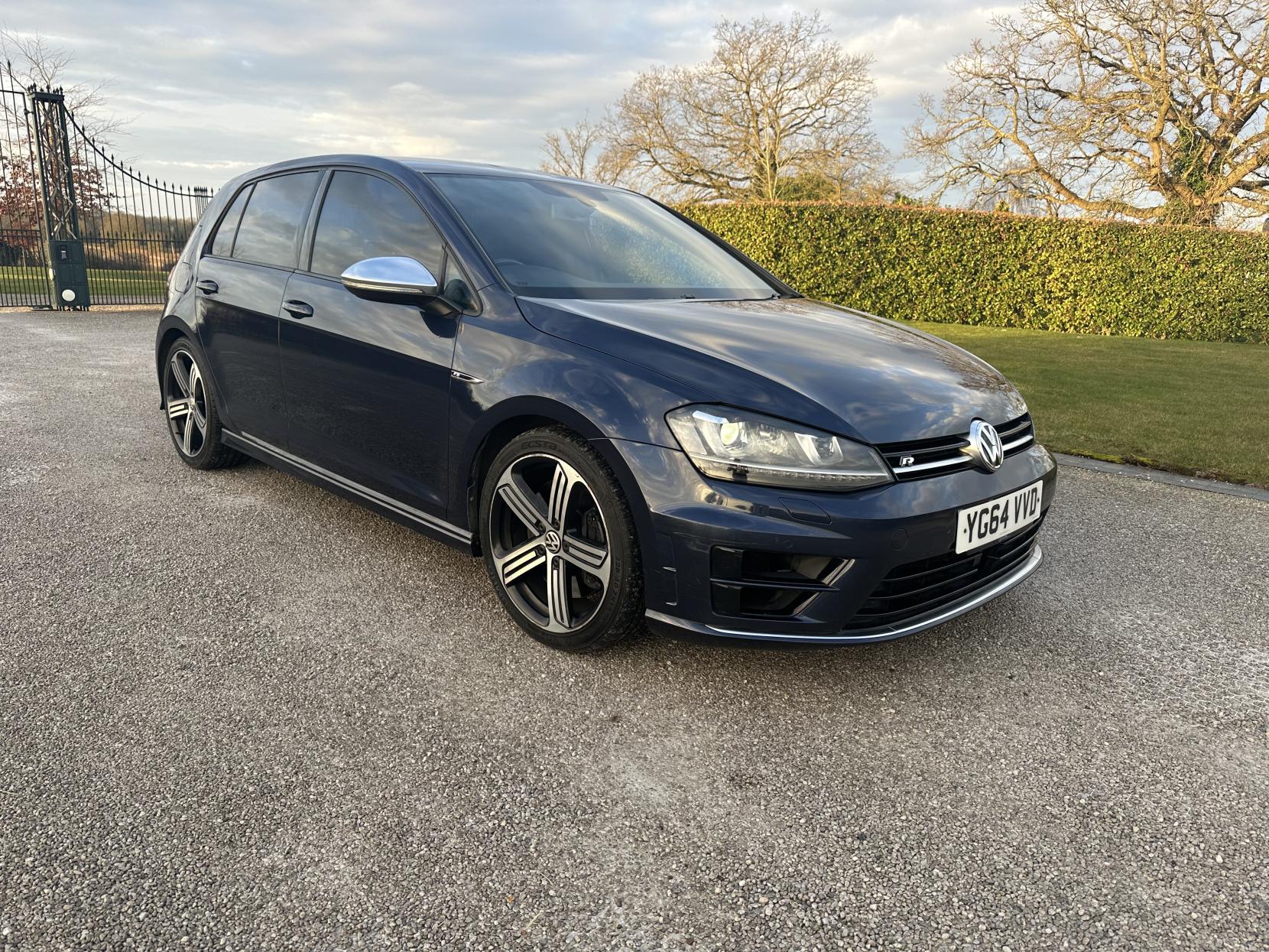 Volkswagen Golf 2.0 TSI BlueMotion Tech R Hatchback 5dr Petrol Manual 4Motion Euro 6 (s/s) (300 ps)