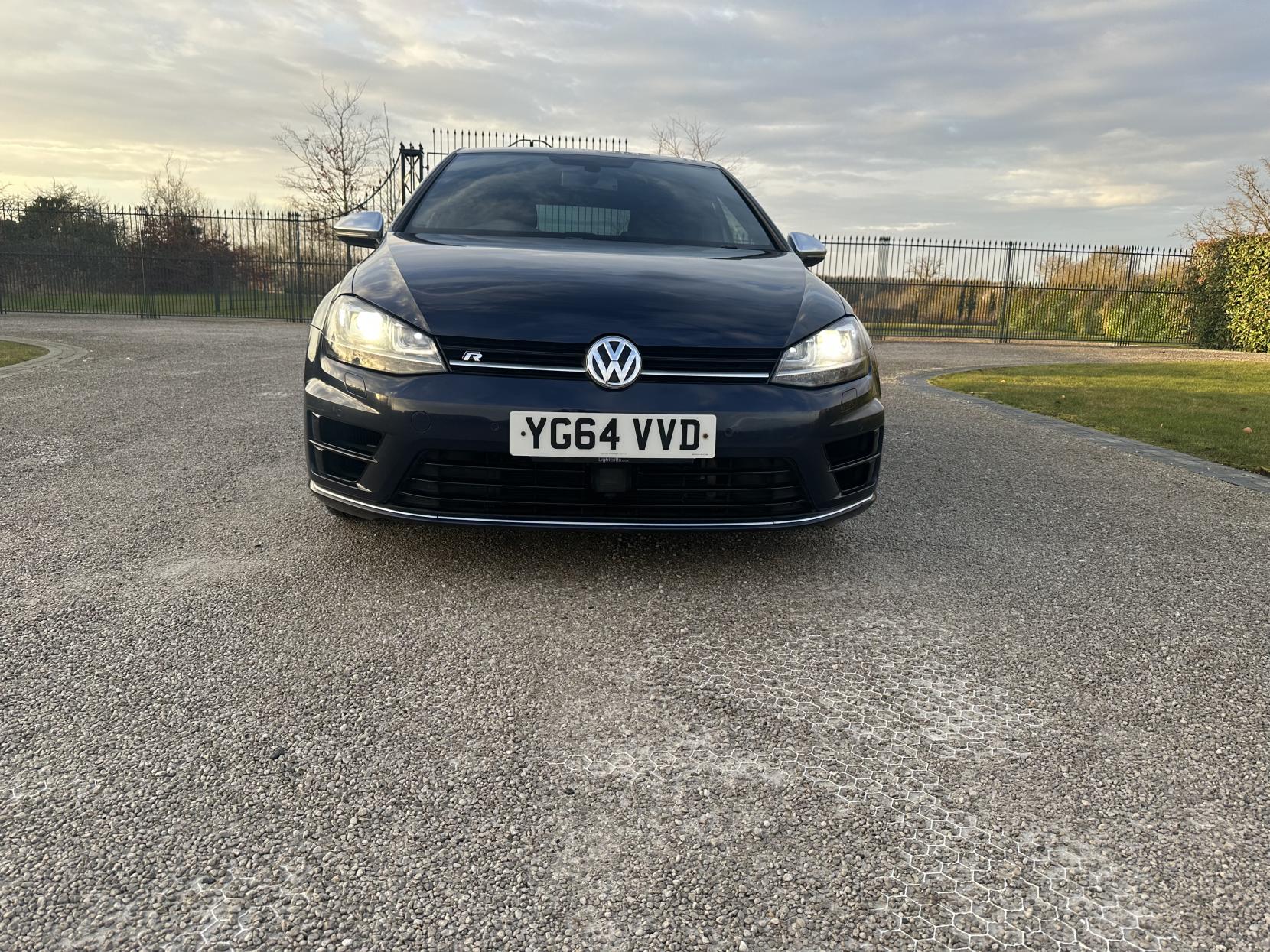 Volkswagen Golf 2.0 TSI BlueMotion Tech R Hatchback 5dr Petrol Manual 4Motion Euro 6 (s/s) (300 ps)