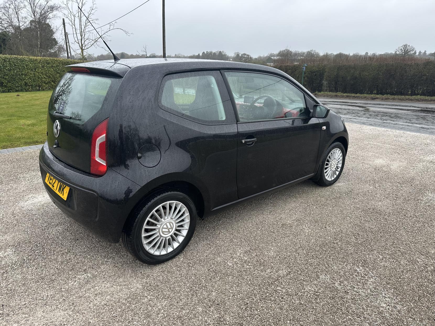 Volkswagen up! 1.0 High up! Hatchback 3dr Petrol Manual Euro 5 (75 ps)