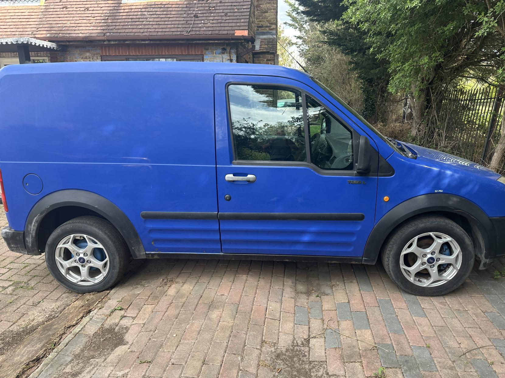 Ford Transit Connect 1.8 TDCi T220 L Panel Van 4dr Diesel Manual L1 H1 (89 bhp)