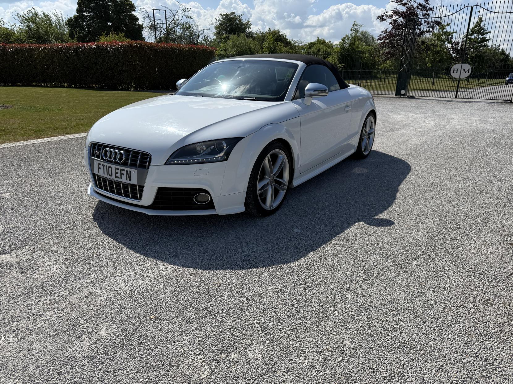Audi TTS 2.0 TFSI Roadster 2dr Petrol S Tronic quattro Euro 5 (272 ps)