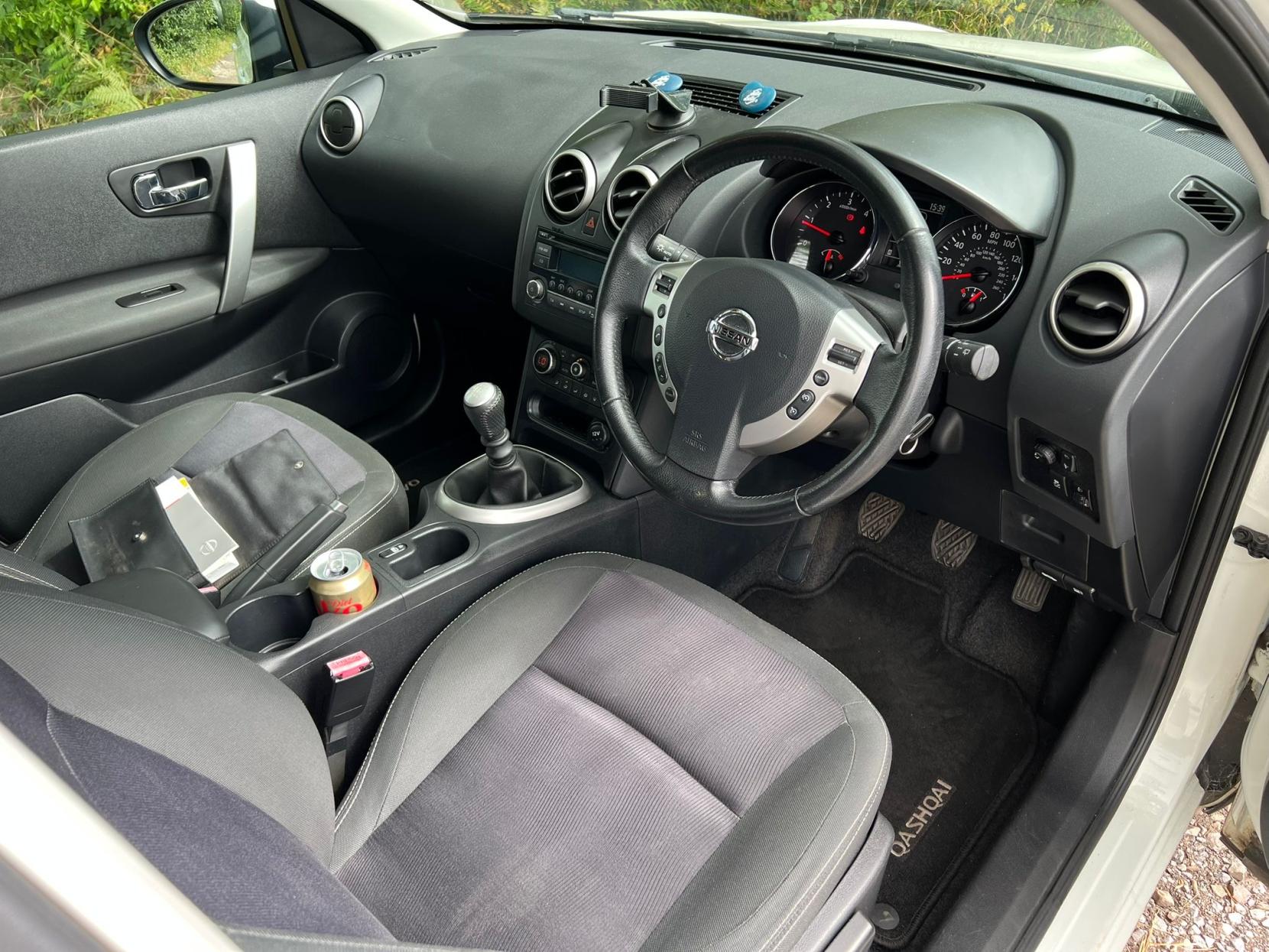 Nissan Qashqai 1.5 dCi Acenta SUV 5dr Diesel Manual 2WD Euro 4 (106 ps)